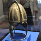 Шлем. Римская империя или Византия. Вторая половина VI в.  Государственный Эрмитаж