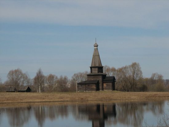 Шатровая Церковь Успения из села Курицко (музей Витославлицы) 1595 год