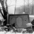 Вещи, вынесенные из собора Пресвятой Троицы после пожара. 7 февраля 1913 г